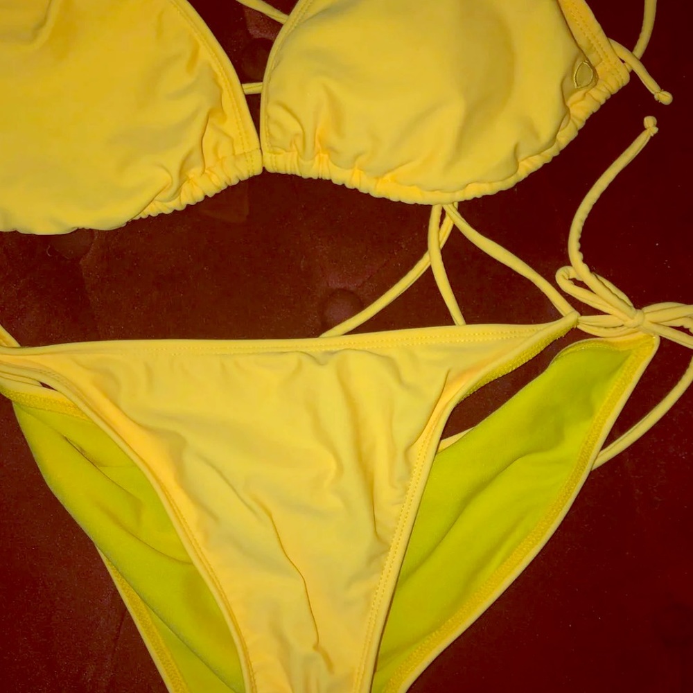 NWOT LRG YELLOW STRING BIKINI BY OP